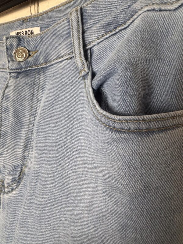 Jeans wide leg bajo doblado - Imagen 3