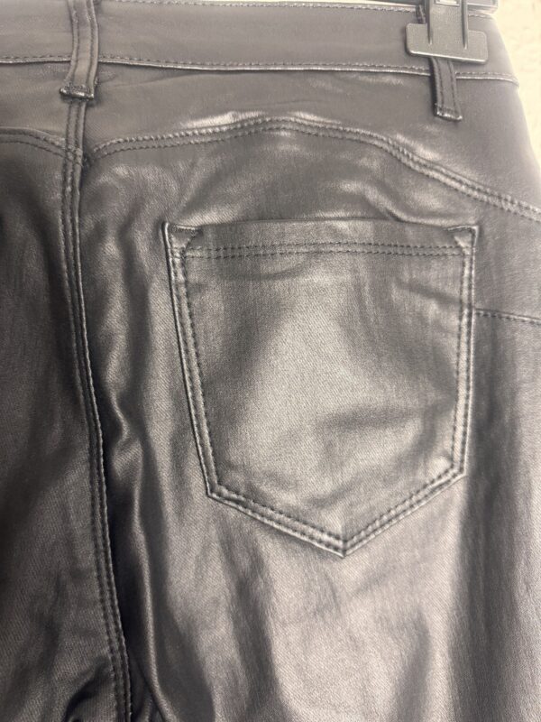 Pantalon efecto piel - Imagen 3